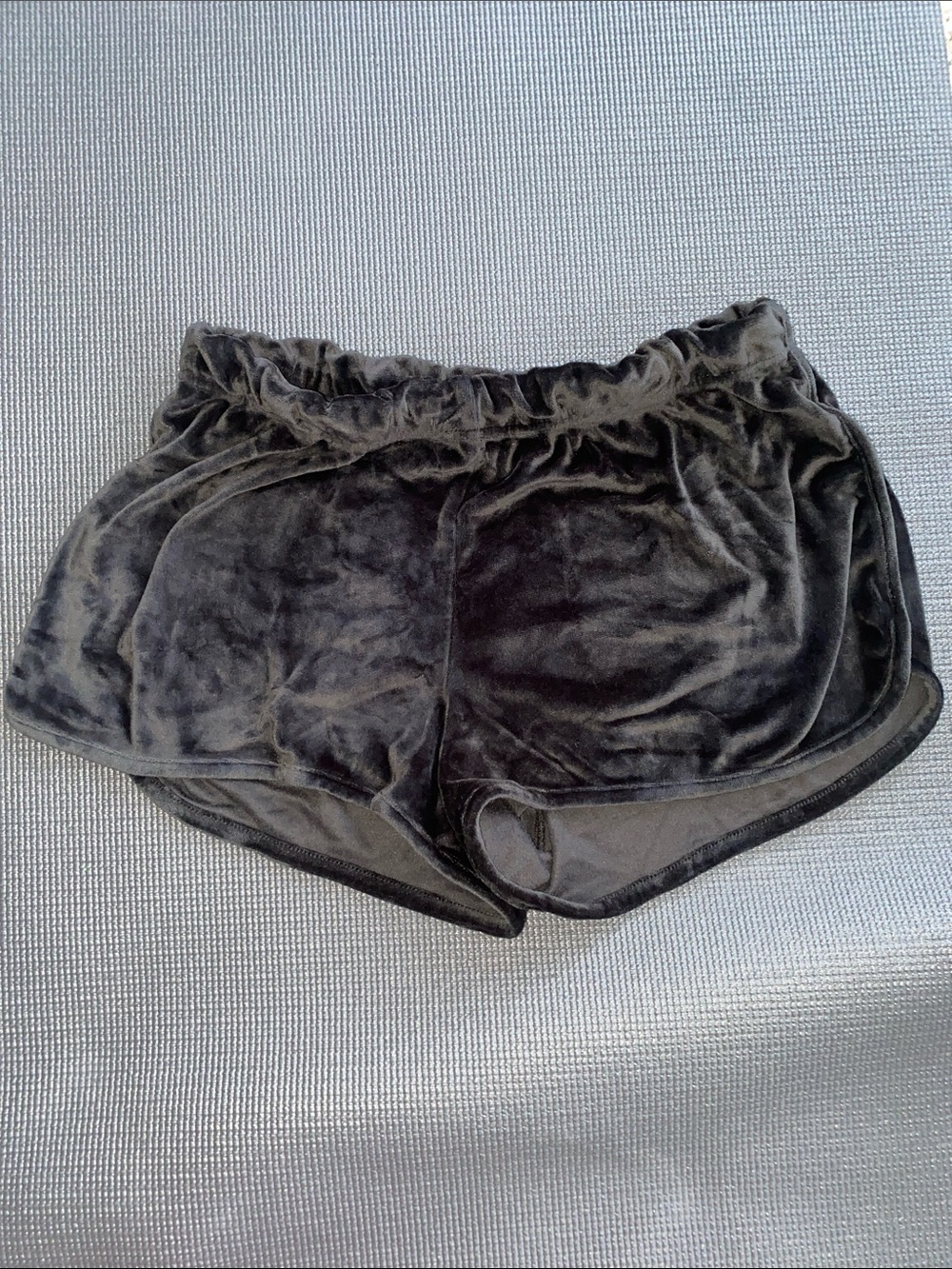 Juicy Couture Black Velour Rhinestone Logo Lounge Shorts - Picture 3 of 3